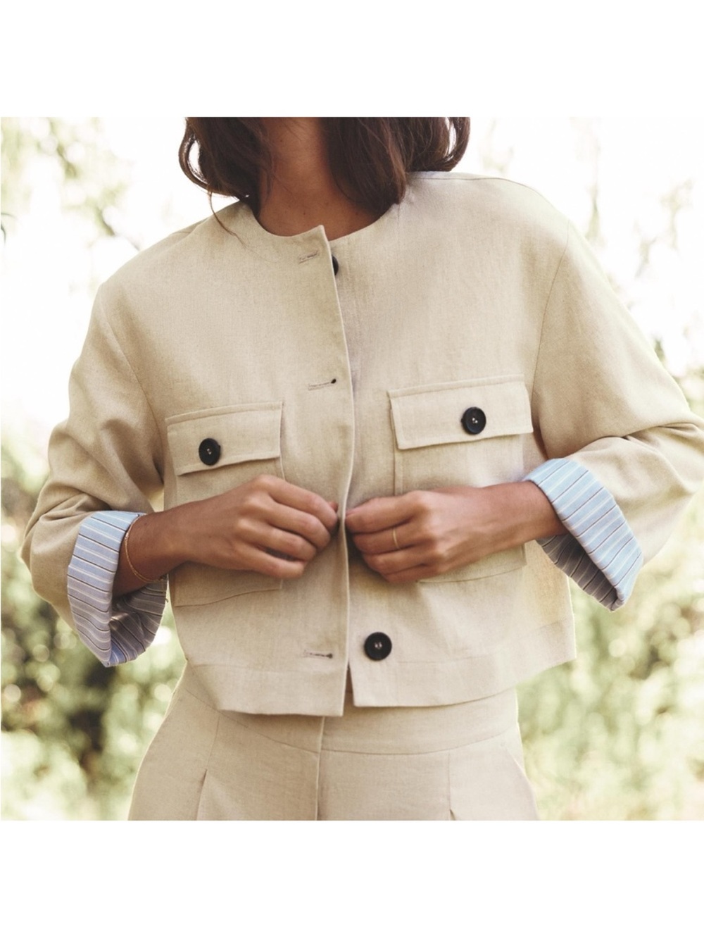 Cropped Linen Cream Jacket - Picture 2 of 4